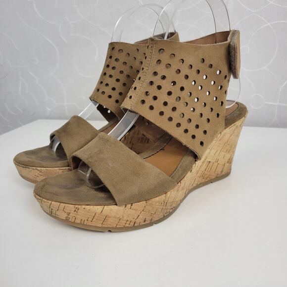 Euro Soft By Sofft Womens Sandals Size 6M Tan Suede Leather Strappy Cork Wedge - Picture 3 of 10